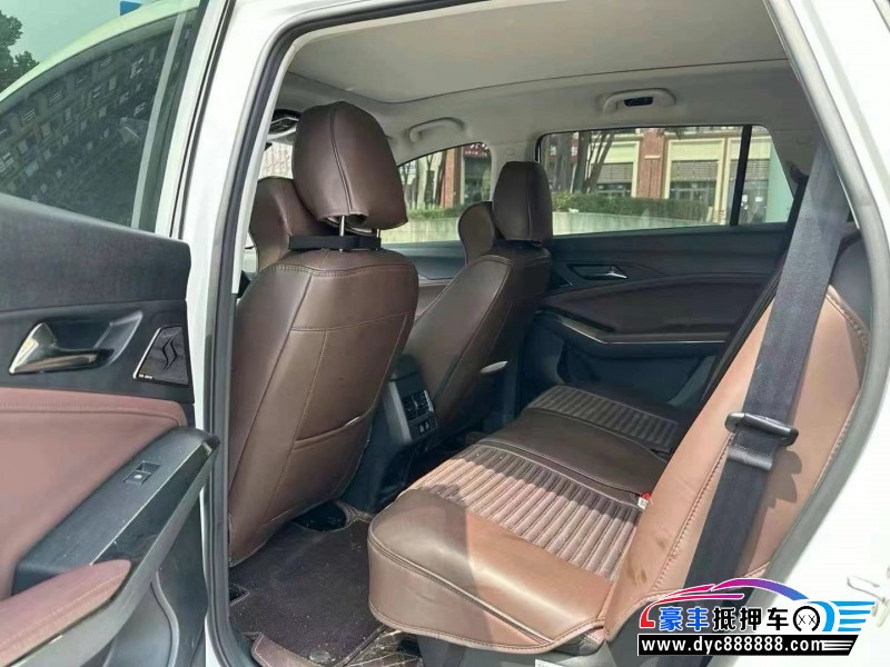 23年江淮思皓X8轿车抵押车出售