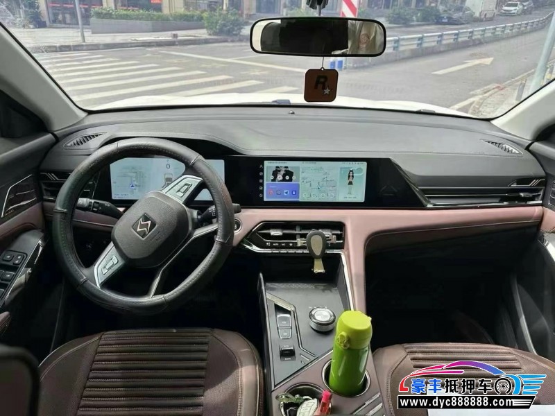 23年江淮思皓X8轿车抵押车出售