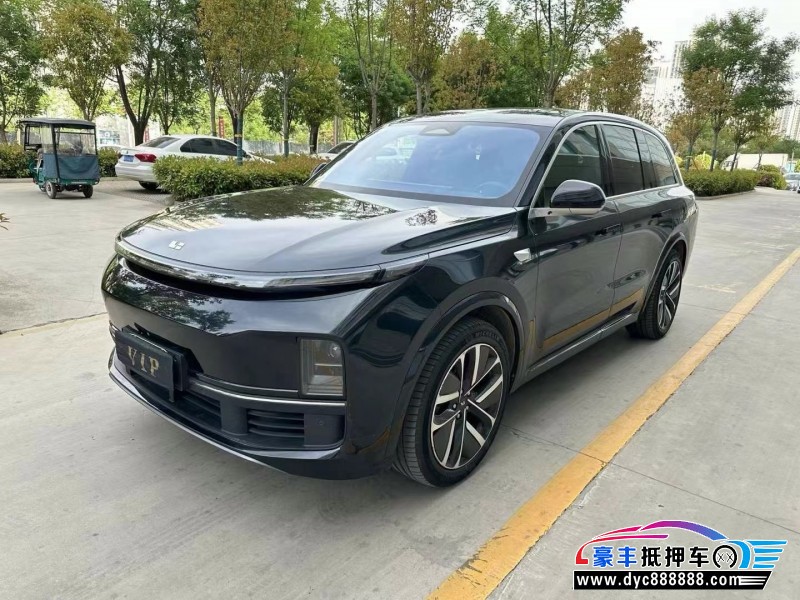 23年理想L8轿车抵押车出售