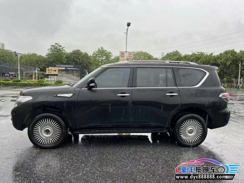 17年日产途乐轿车抵押车出售