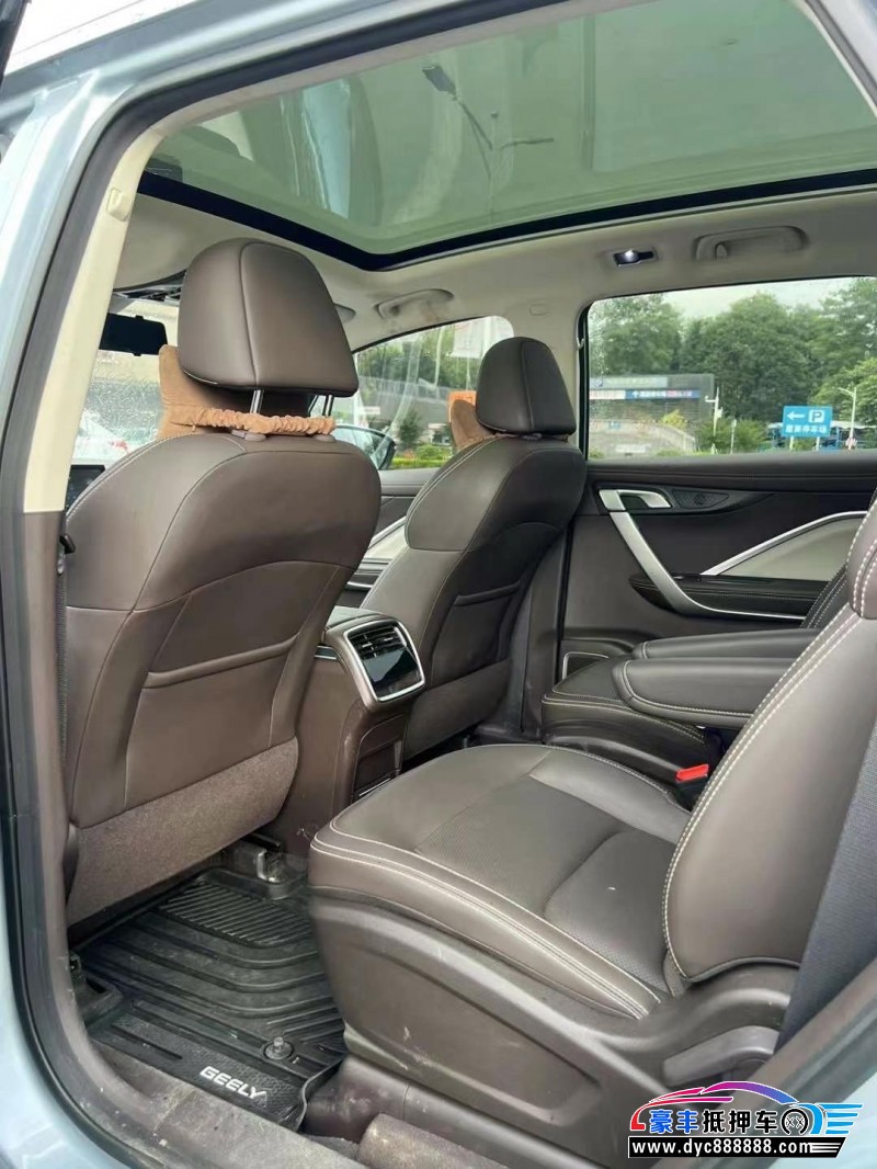 20年吉利嘉际轿车抵押车出售