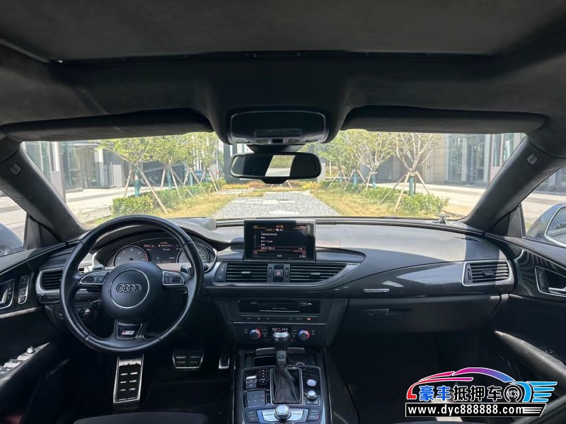 14年奥迪S7轿车抵押车出售