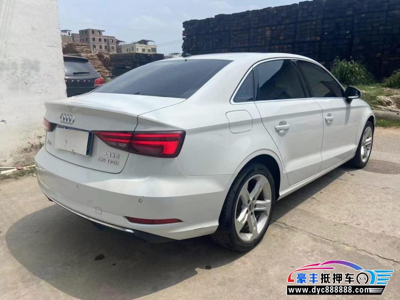 20年奥迪A3轿车抵押车出售