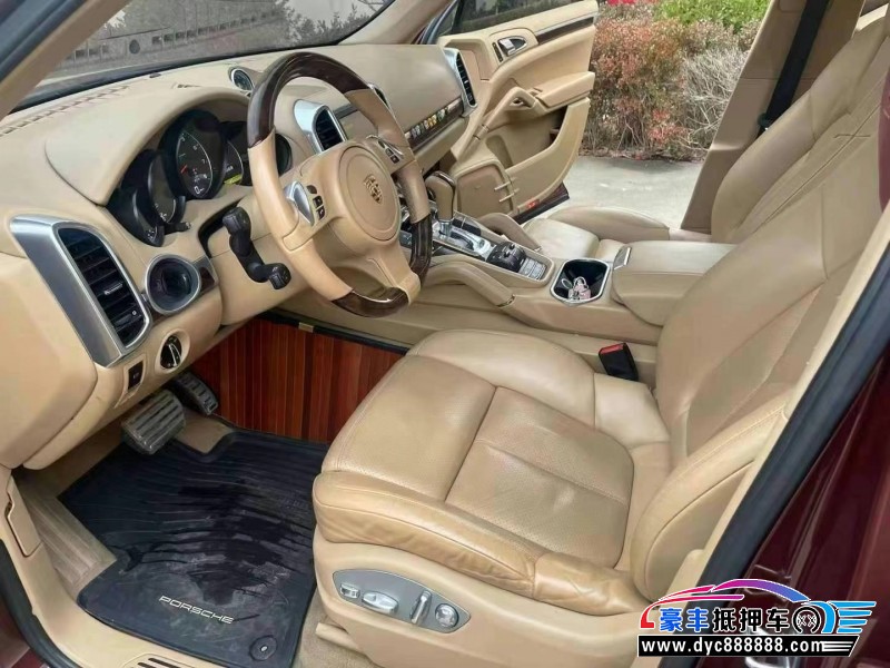 11年保时捷卡宴轿车抵押车出售