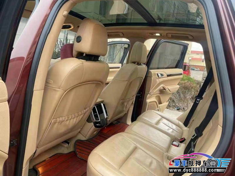 11年保时捷卡宴轿车抵押车出售