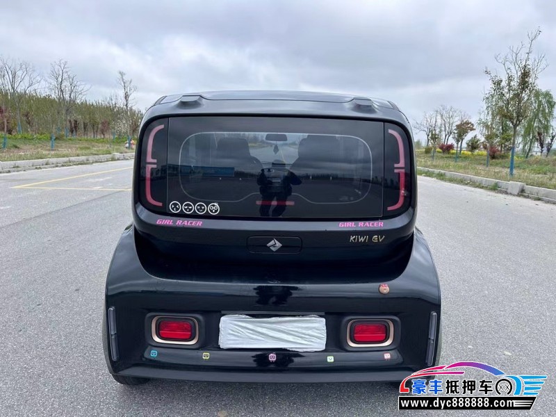 22年宝骏kiwi ev轿车抵押车出售