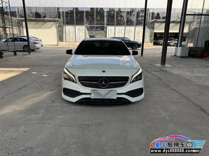 17年奔驰CLA轿车抵押车出售