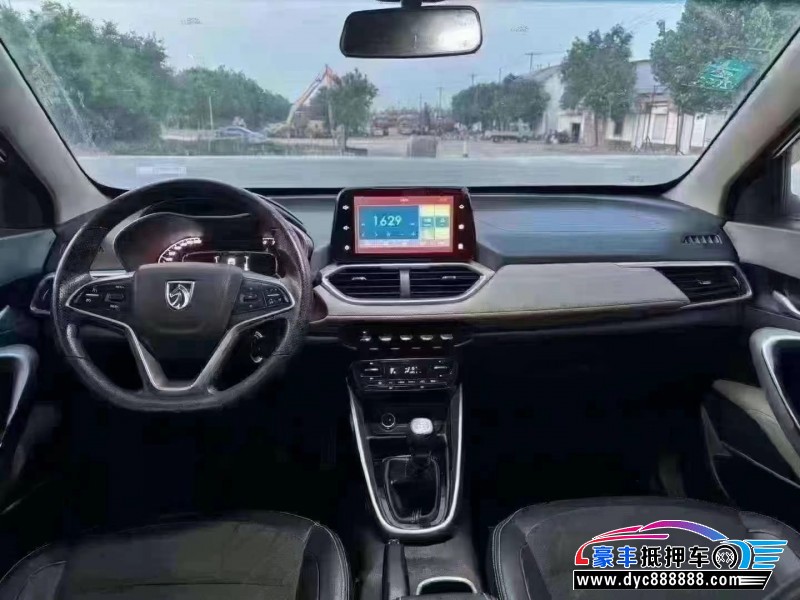 18年宝骏510轿车抵押车出售