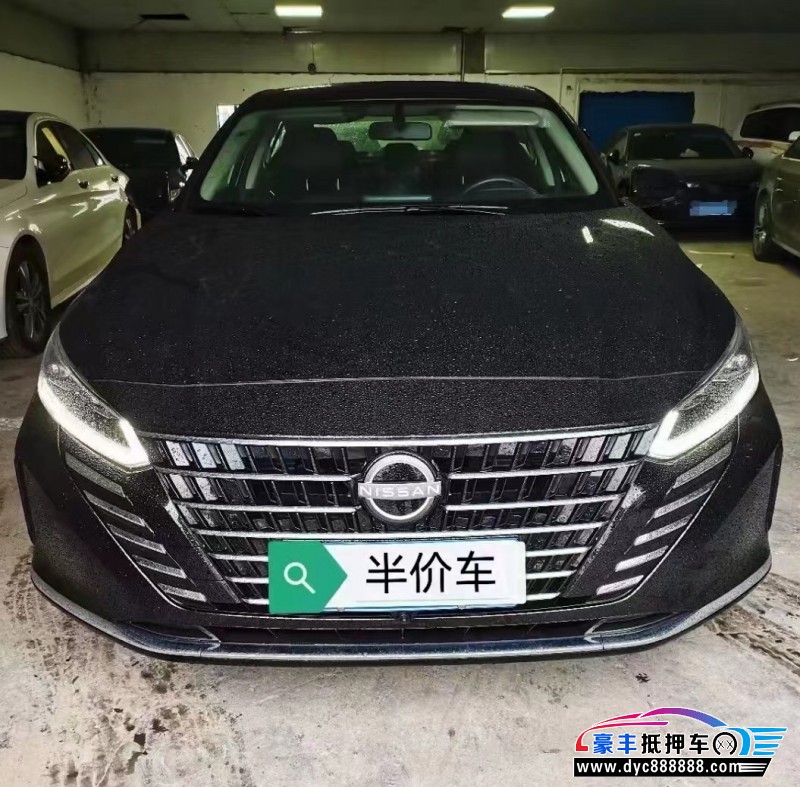 23年日产天籁轿车抵押车出售