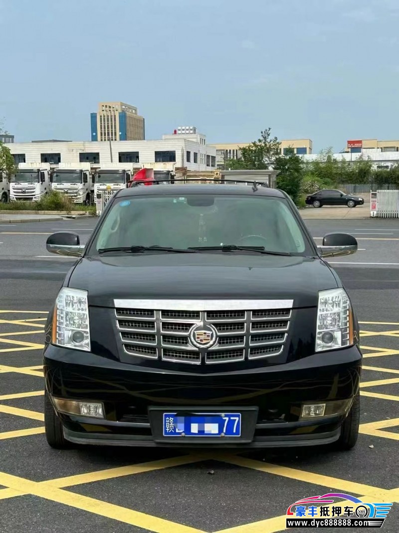 13年凯迪拉克凯雷德轿车抵押车出售