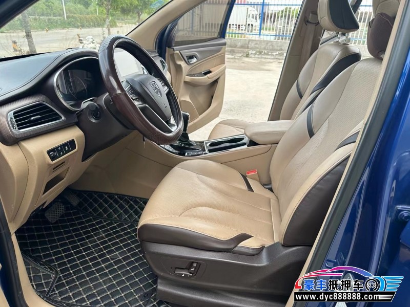 17年宝骏730轿车抵押车出售