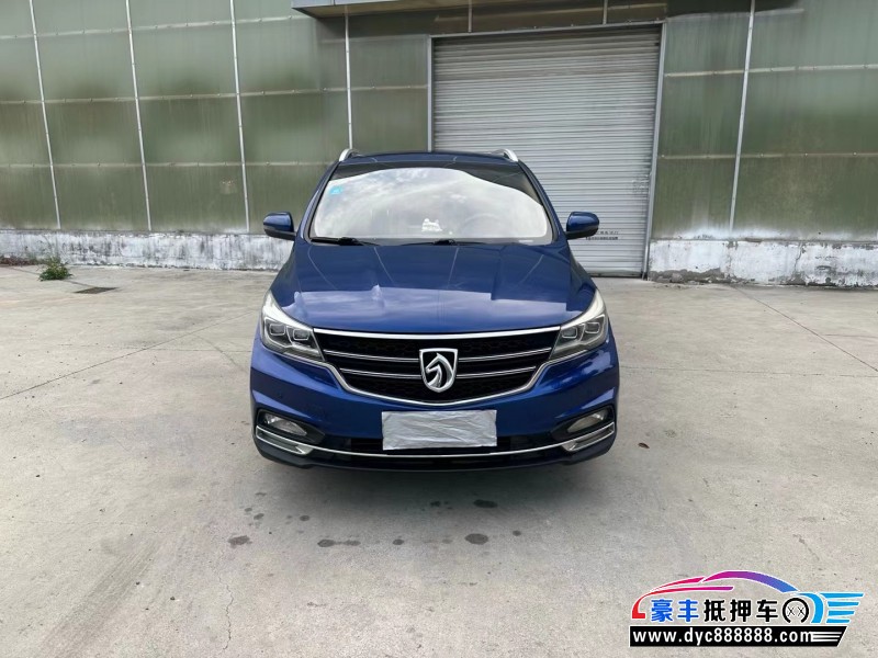 17年宝骏730轿车抵押车出售