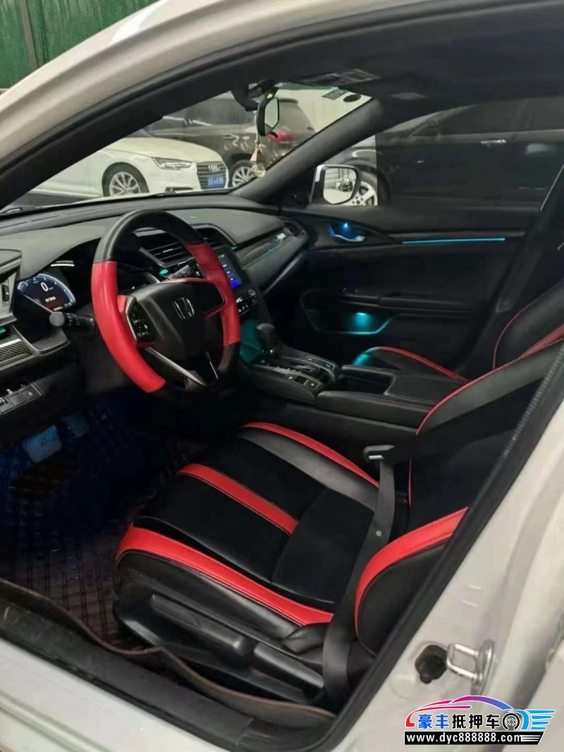 22年本田思域轿车抵押车出售