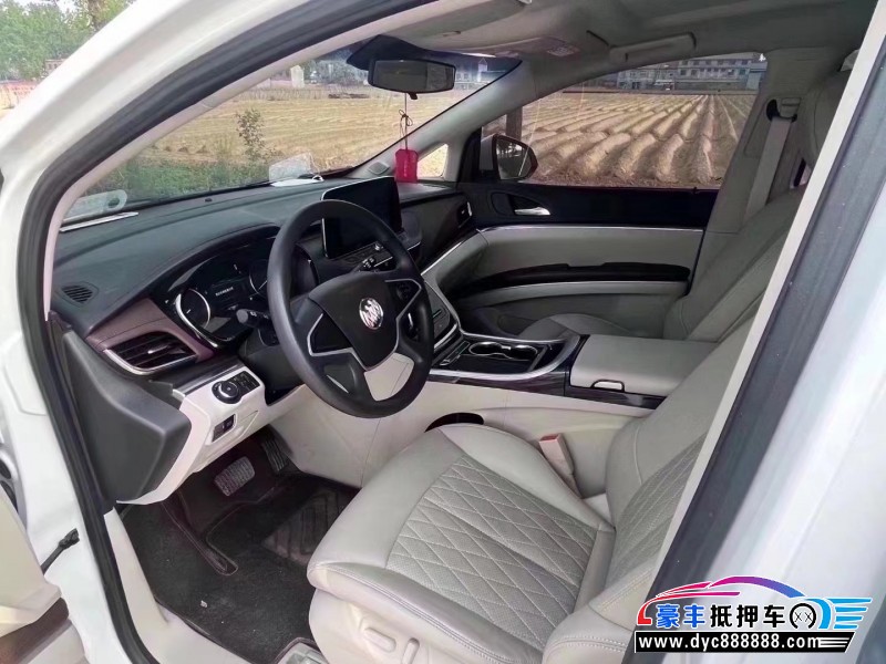 22年别克GL8轿车抵押车出售