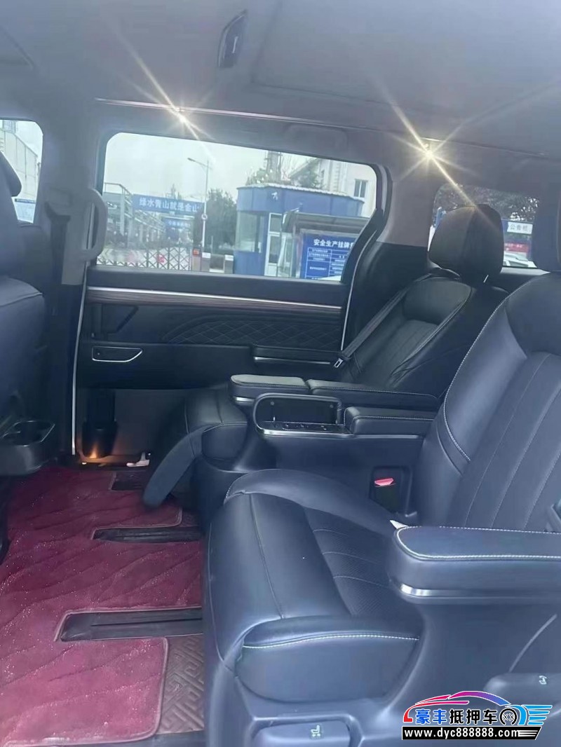 20年传祺M8轿车抵押车出售