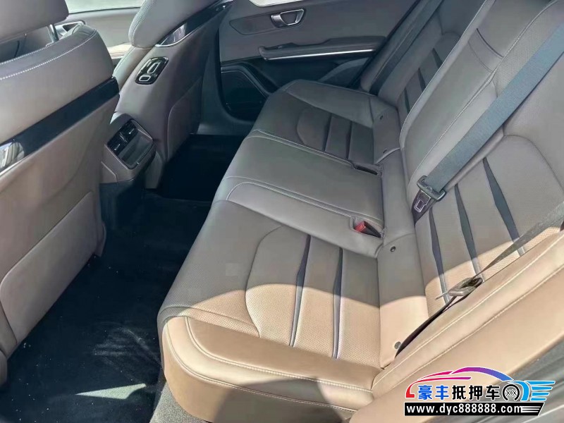 21年比亚迪汉轿车抵押车出售