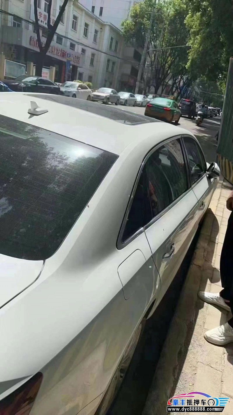 19年奥迪A4L轿车抵押车出售