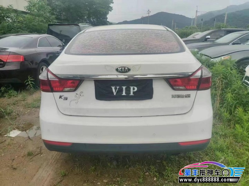 18年起亚K3轿车抵押车出售