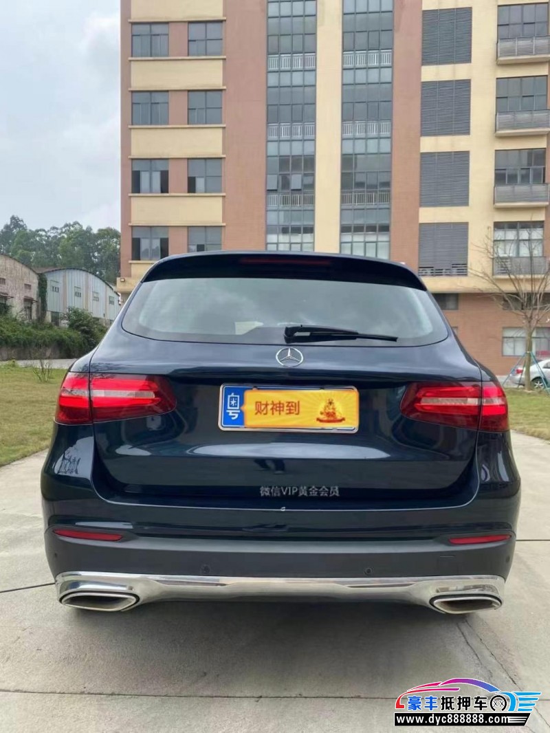 19年奔驰GLC轿车抵押车出售