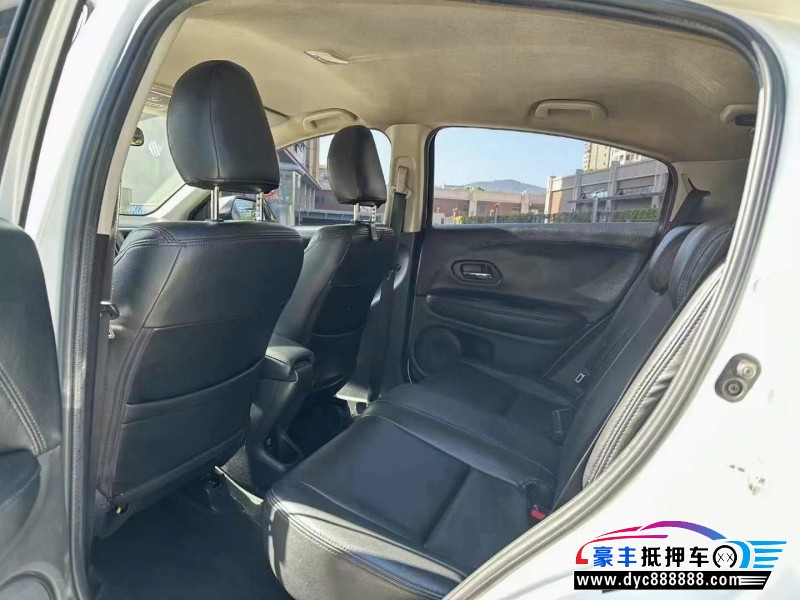 17年本田缤智轿车抵押车出售