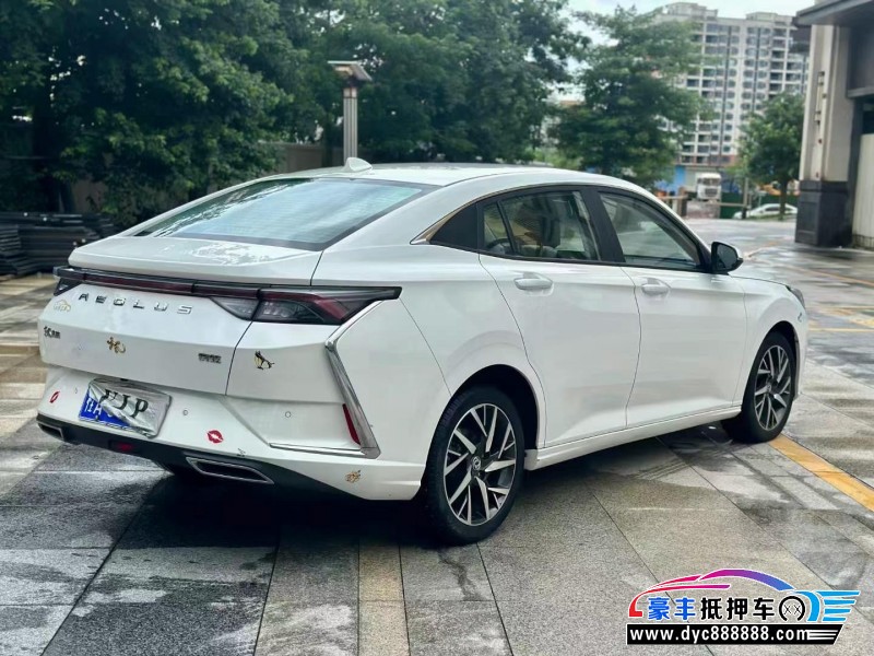 19年东风风神奕炫轿车抵押车出售