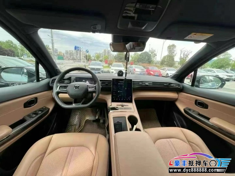 21年蔚来ES6轿车抵押车出售