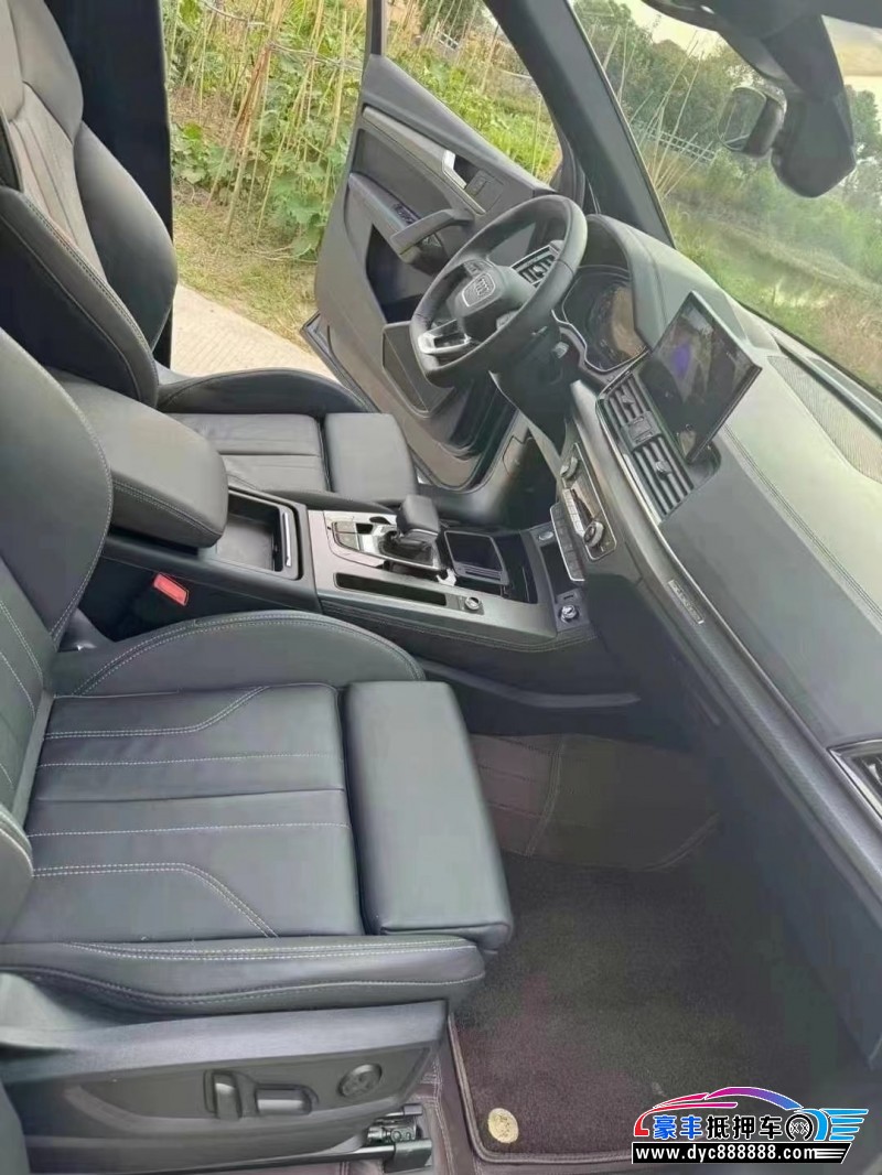 23年奥迪Q5轿车抵押车出售