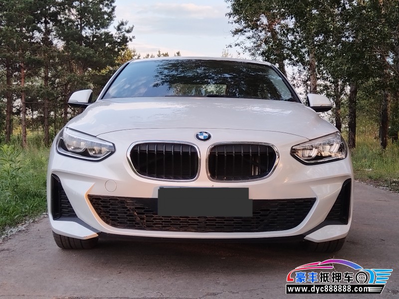 21年宝马1系轿车抵押车出售