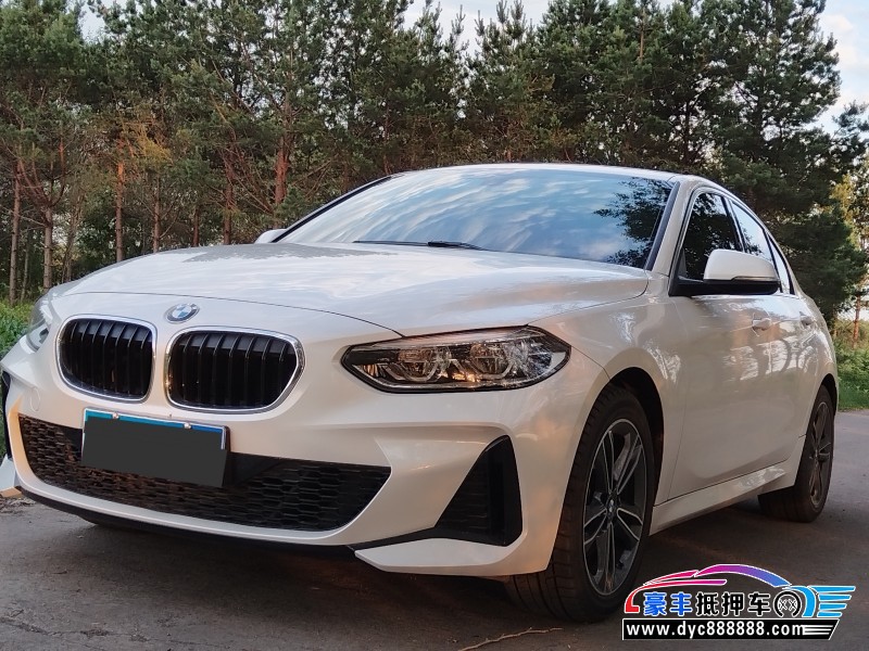 21年宝马1系轿车抵押车出售