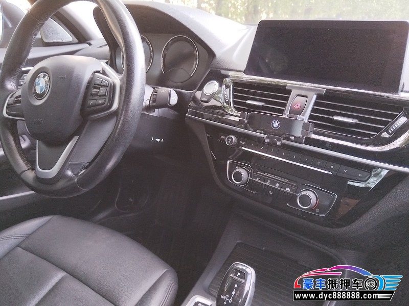 21年宝马1系轿车抵押车出售