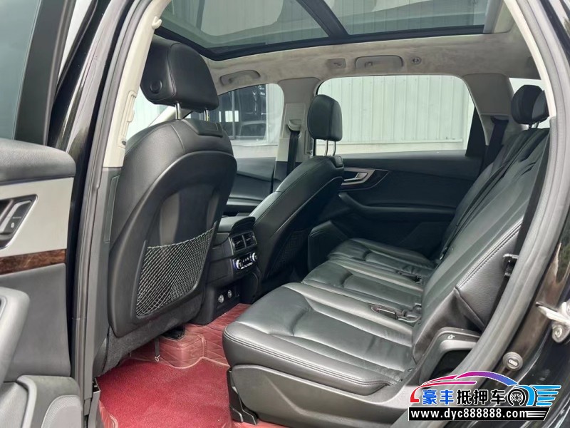 19年奥迪Q7轿车抵押车出售