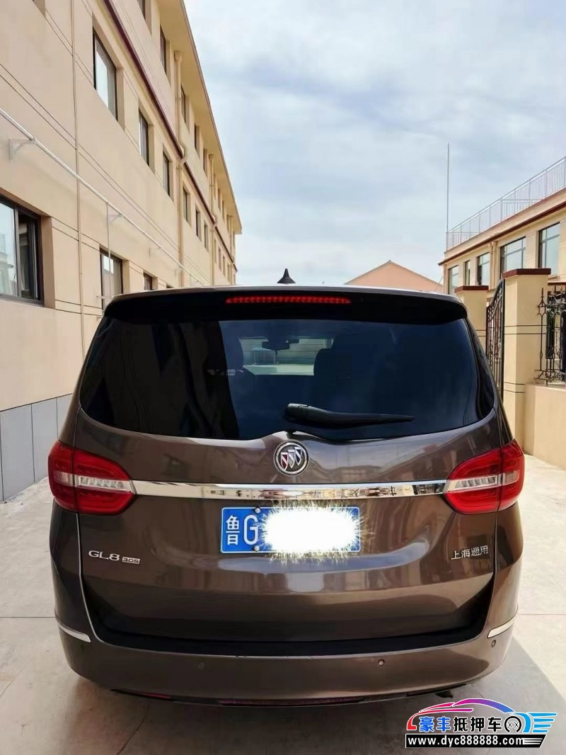 15年别克GL8轿车抵押车出售