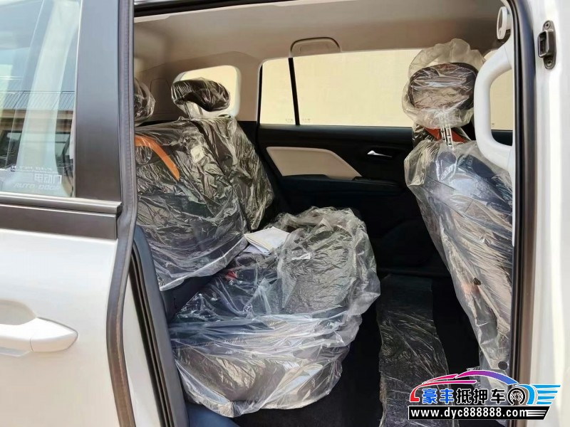 24年奔腾奔腾NAT轿车抵押车出售