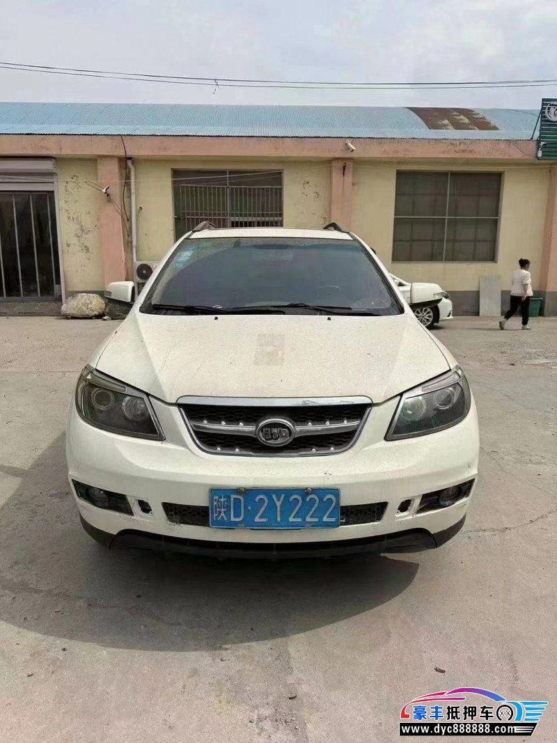 12年比亚迪S6轿车抵押车出售