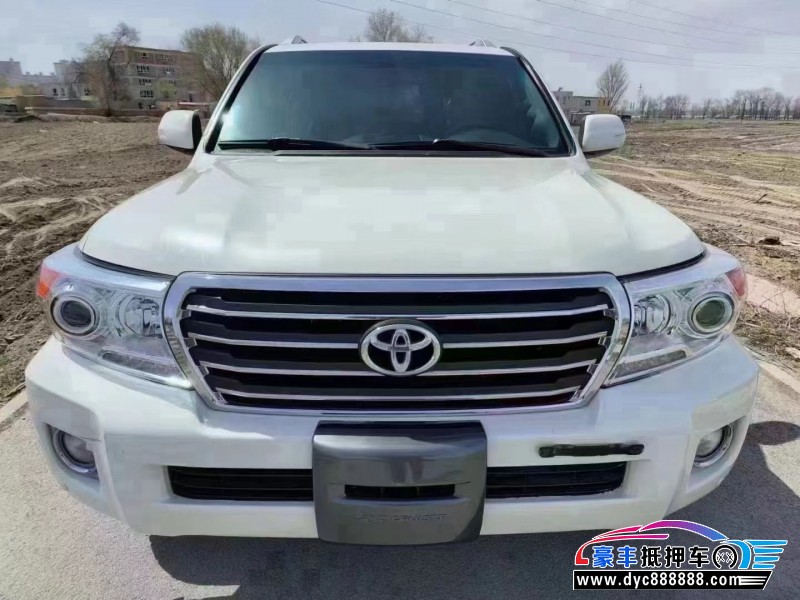 13年丰田兰德酷路泽（陆巡）轿车抵押车出售