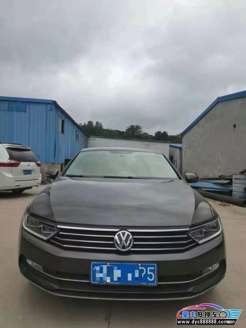 19年大众迈腾轿车抵押车出售