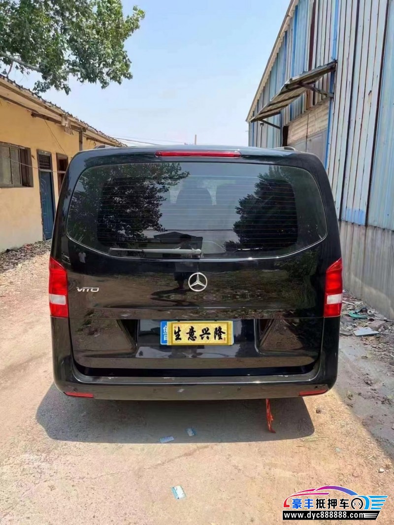 21年奔驰威霆轿车抵押车出售