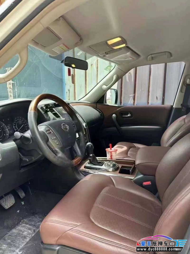 18年日产途乐轿车抵押车出售