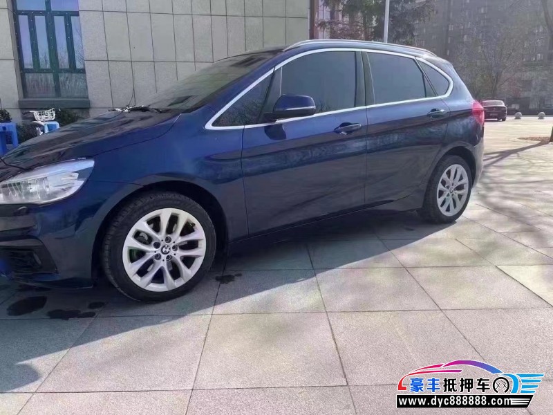 18年宝马2系轿车抵押车出售