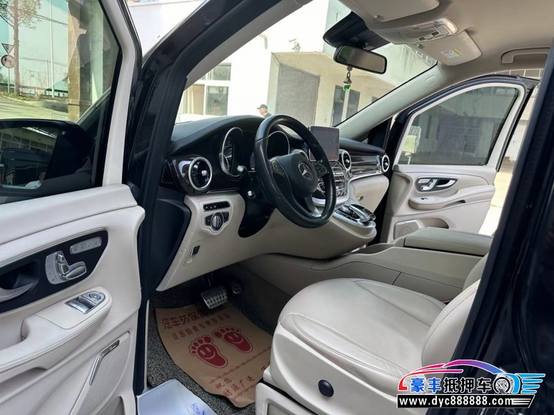 17年奔驰VMPV抵押车出售