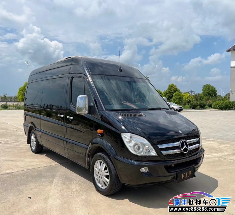 14年奔驰斯宾特轿车抵押车出售