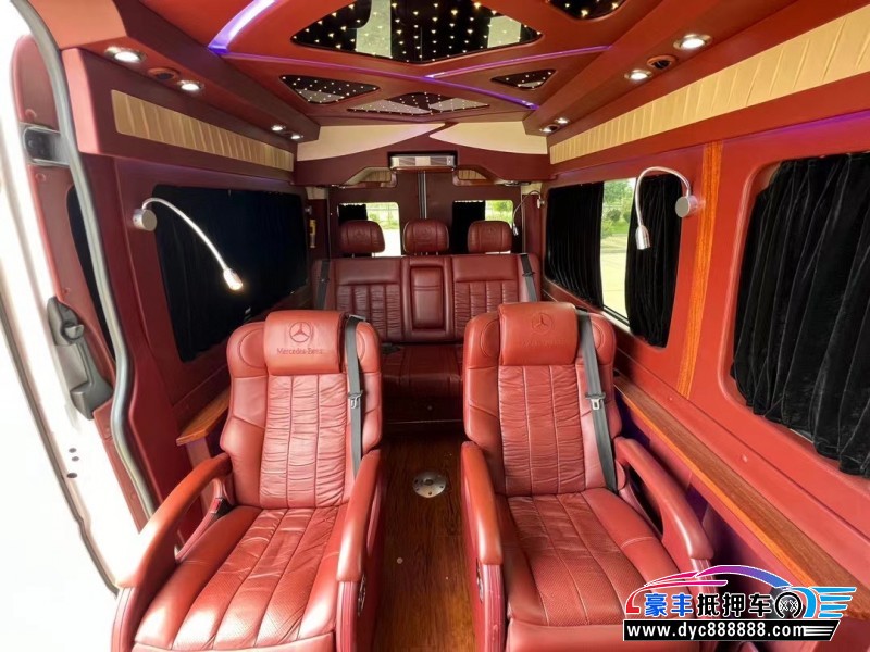 14年奔驰斯宾特轿车抵押车出售