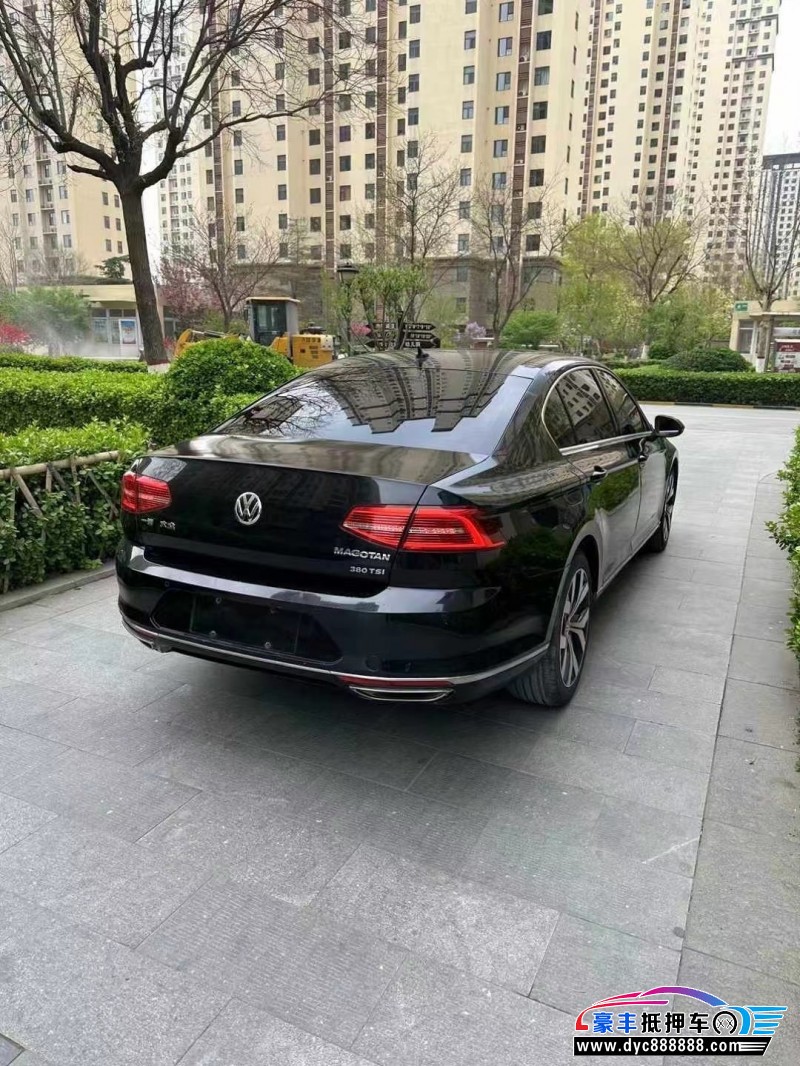 16年大众polo轿车抵押车出售