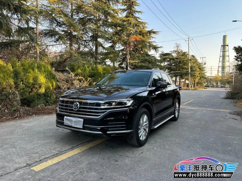 20年大众途锐SUV抵押车出售