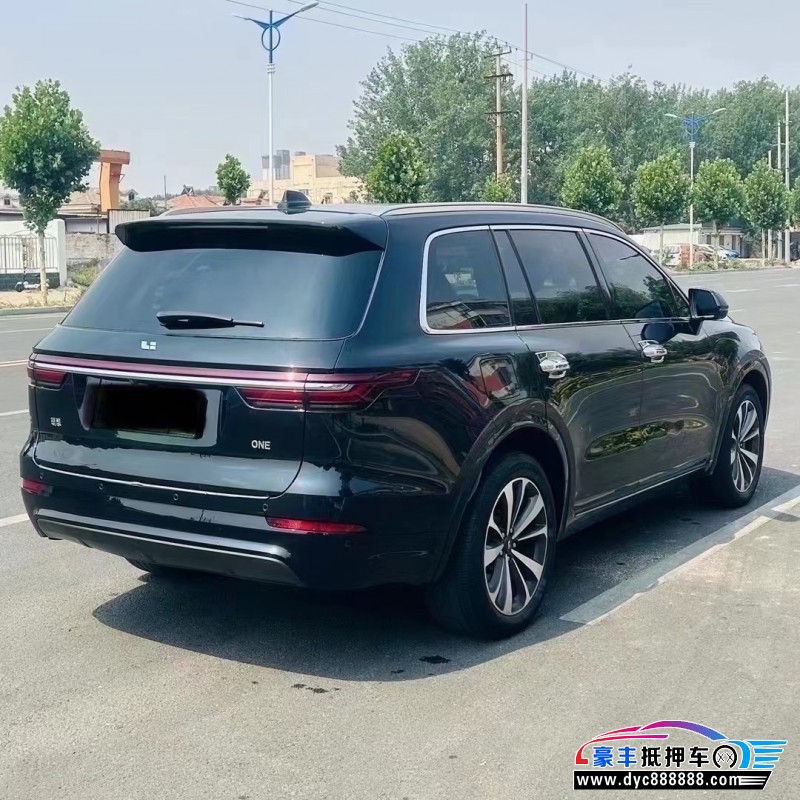 21年理想ONE轿车抵押车出售