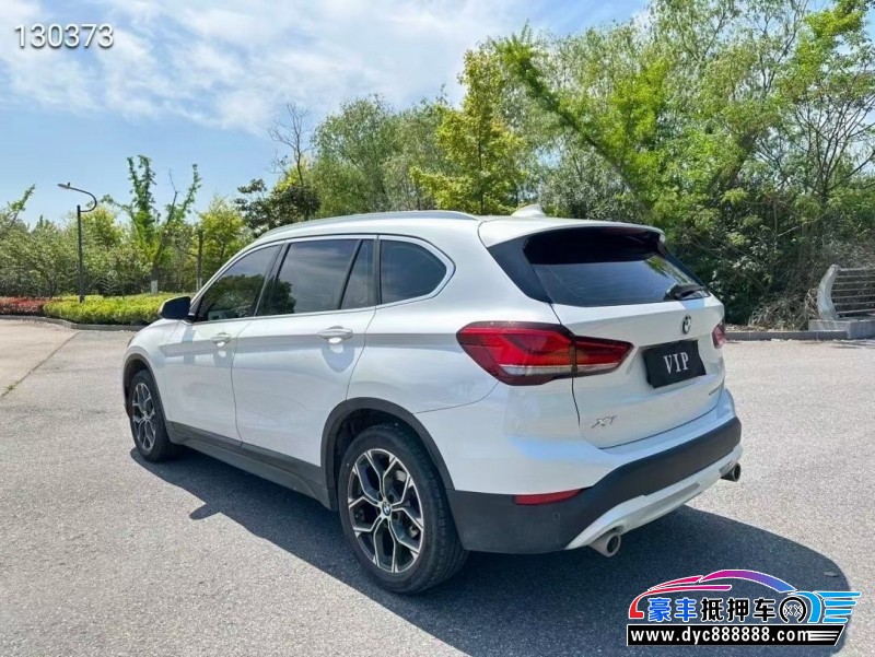 22年宝马X1轿车抵押车出售