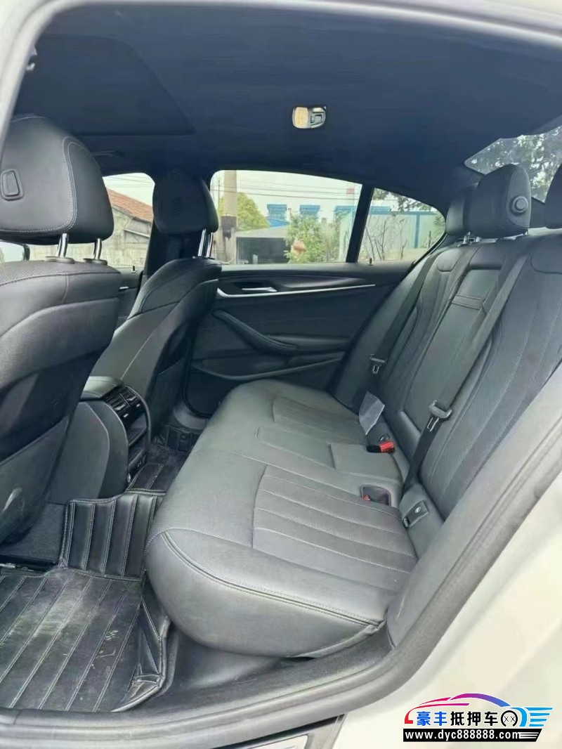 22年宝马5系轿车抵押车出售