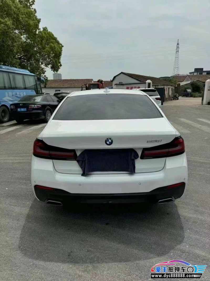 22年宝马5系轿车抵押车出售