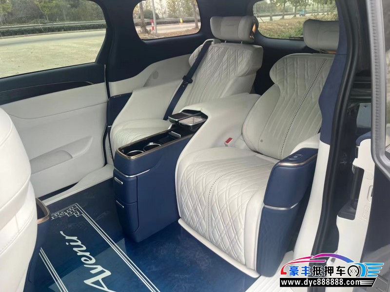 20年别克GL8轿车抵押车出售