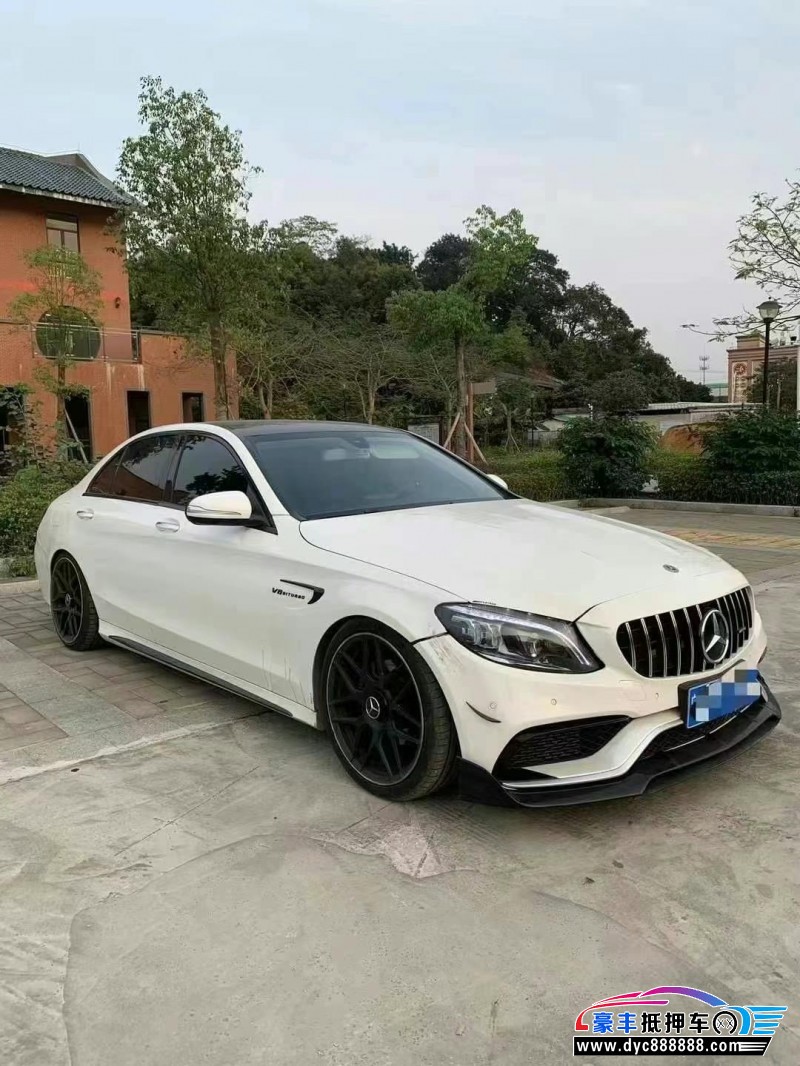 17年奔驰C轿车抵押车出售